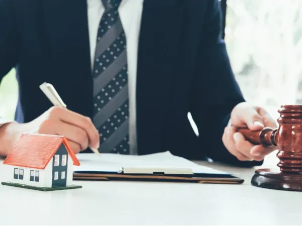 Lelang Sukarela: Pengertian, Proses, Dasar Hukum, dan Keuntungannya